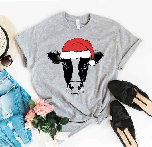 T-SHIRT | Heifer Santa Hat | Christmas